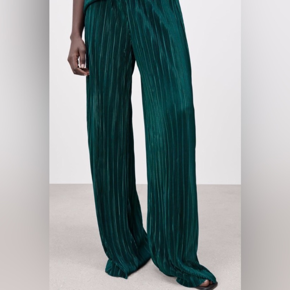 Zara Wide-Leg Pleated Pants in Deep Teal
